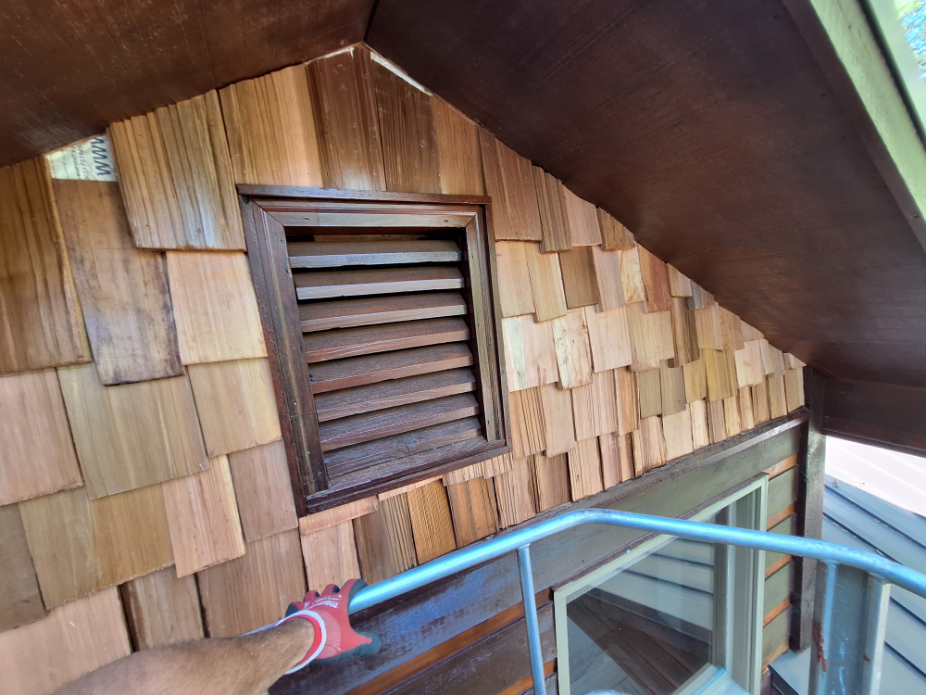 Custom Cabin Staining in Blue Ridge, GA | Peak Log Home Restoration